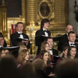 2017-04-24_Koncert_Kosciol_Sw_Krzyza_-19_1440